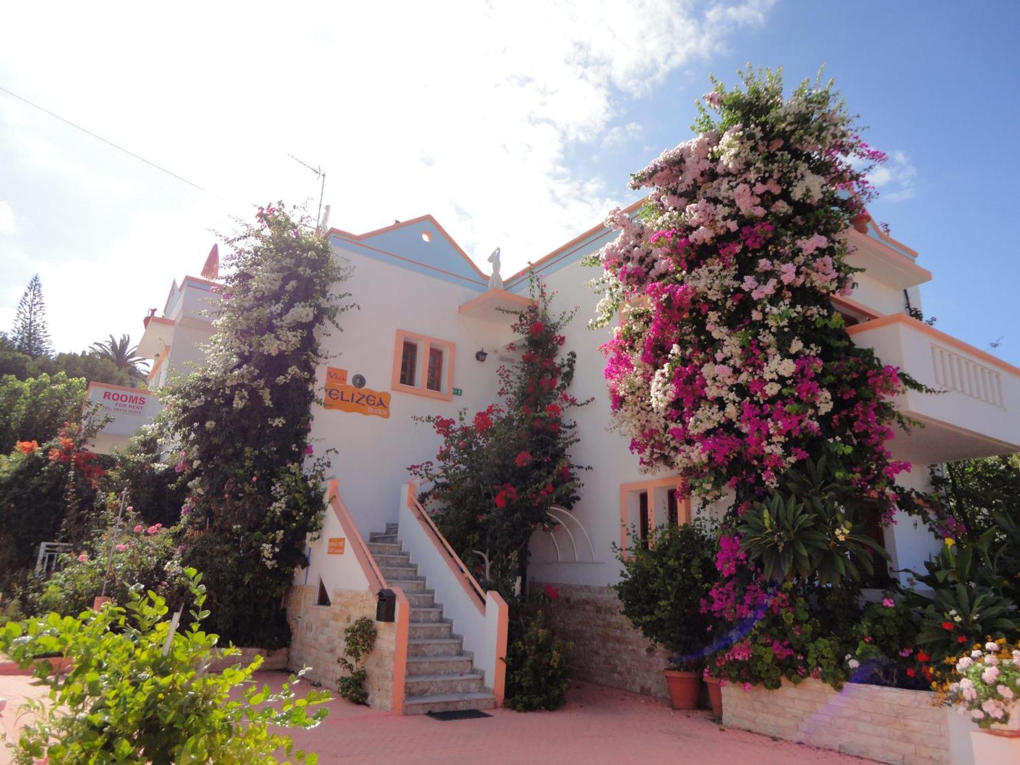 Villa Elizea Stalos Exterior photo