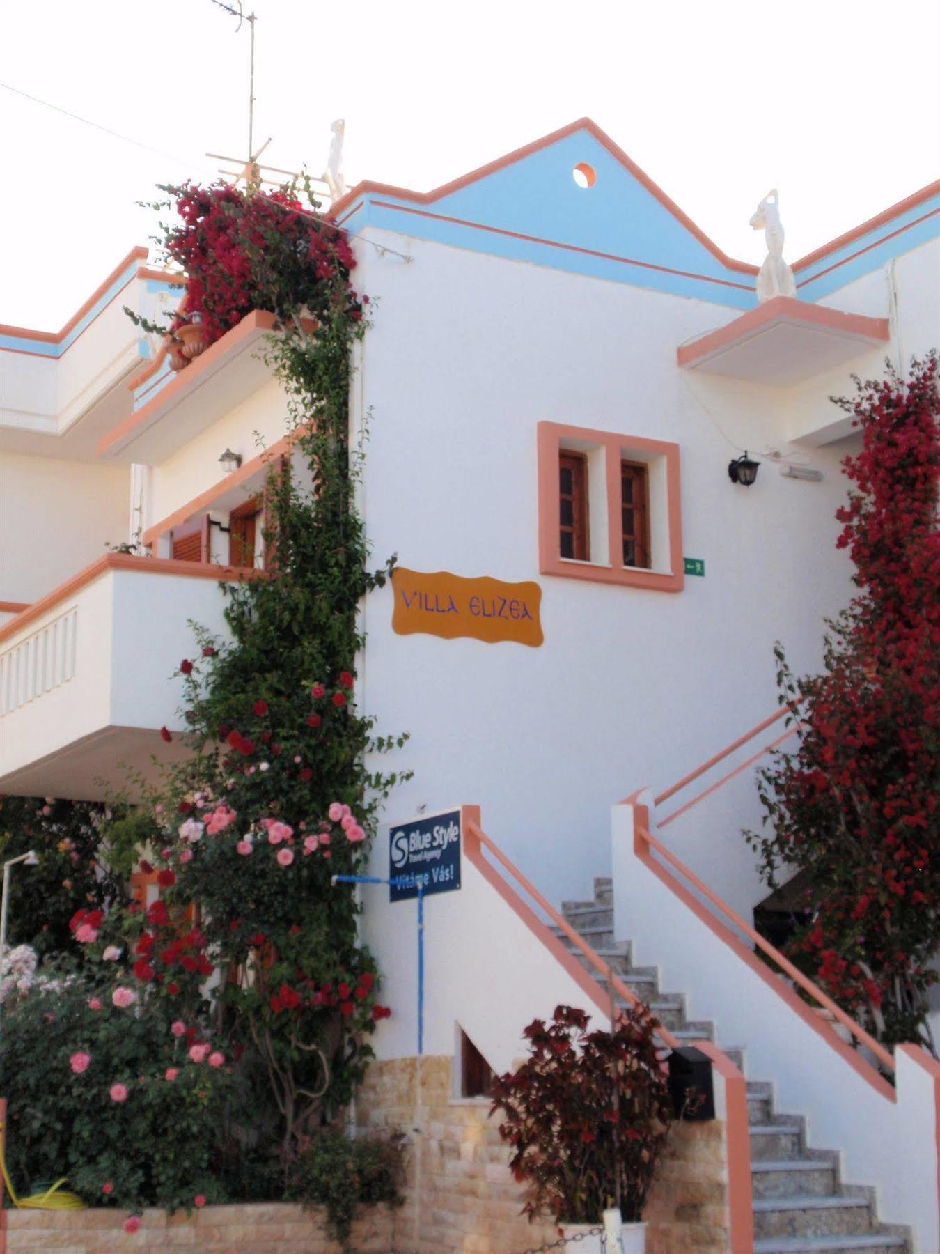 Villa Elizea Stalos Exterior photo