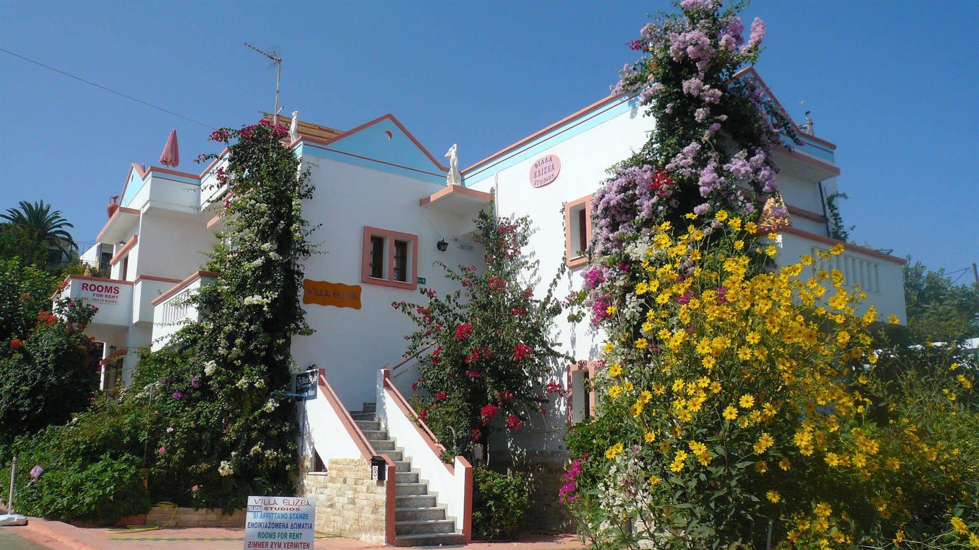 Villa Elizea Stalos Exterior photo